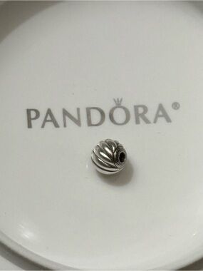✨ Pandora Essence Health charm